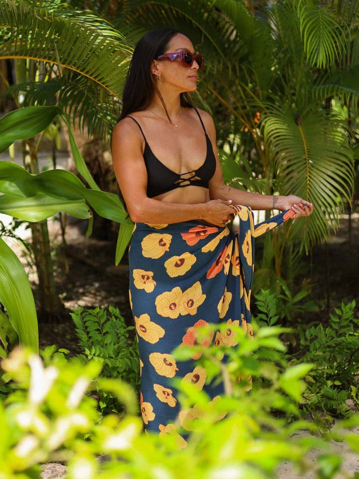 Navy Hau Pareo para venta al por mayor de Tag Aloha Co.