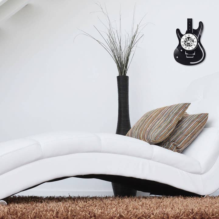 L'atelier d'Ombeline - Wholesale Wall Clock - Guitar themed 33 rpm vinyl record clock2