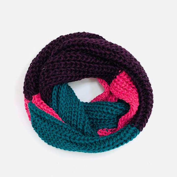 MILANO AMOUR – wholesale Scarf – Women's – COLLO COLORBLOCK LANA INFINITY SCARF2