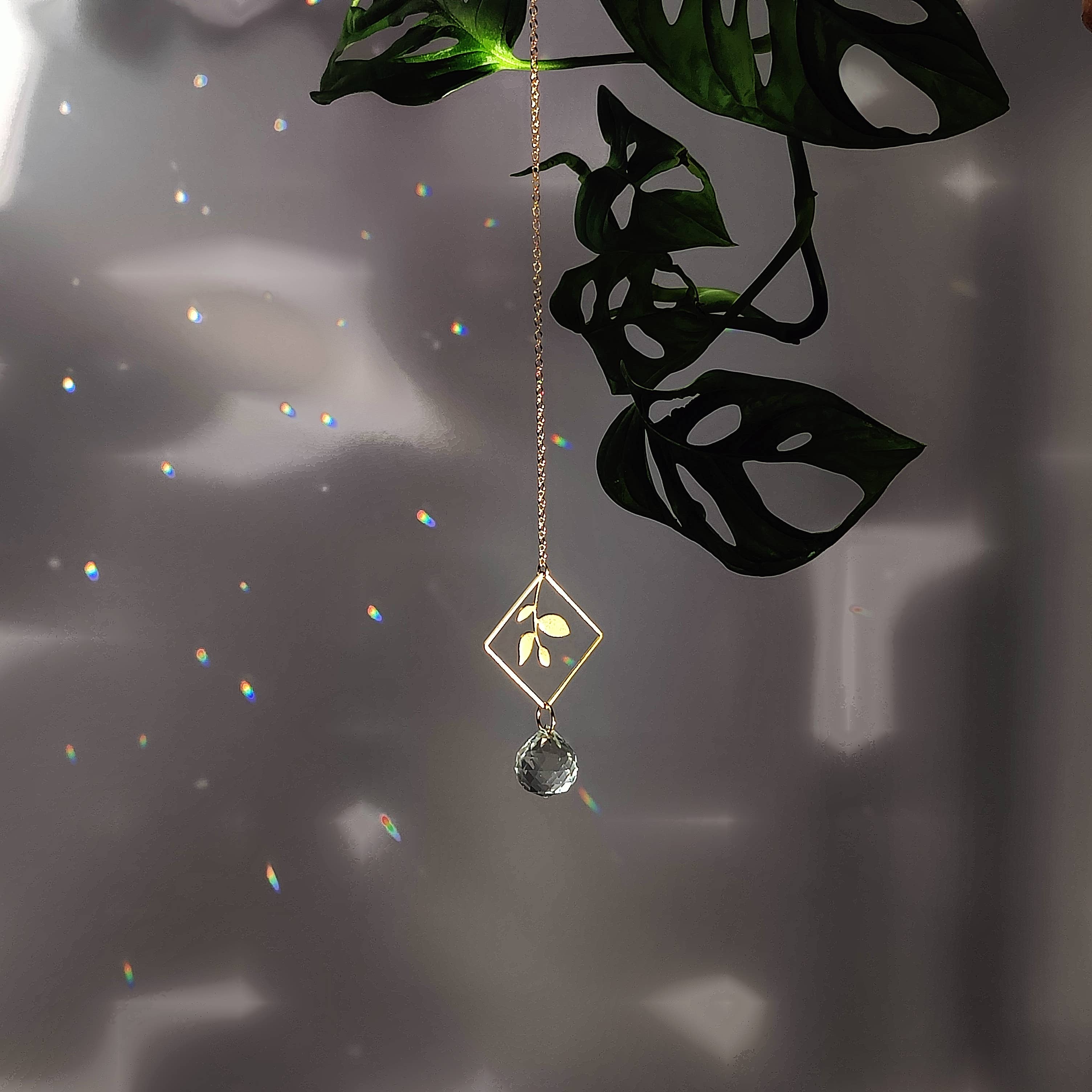 Atelier Intuitive - Wholesale Suncatcher - ASTRO EARTH • Mini Suncatcher in Brass & Glass Crystal1