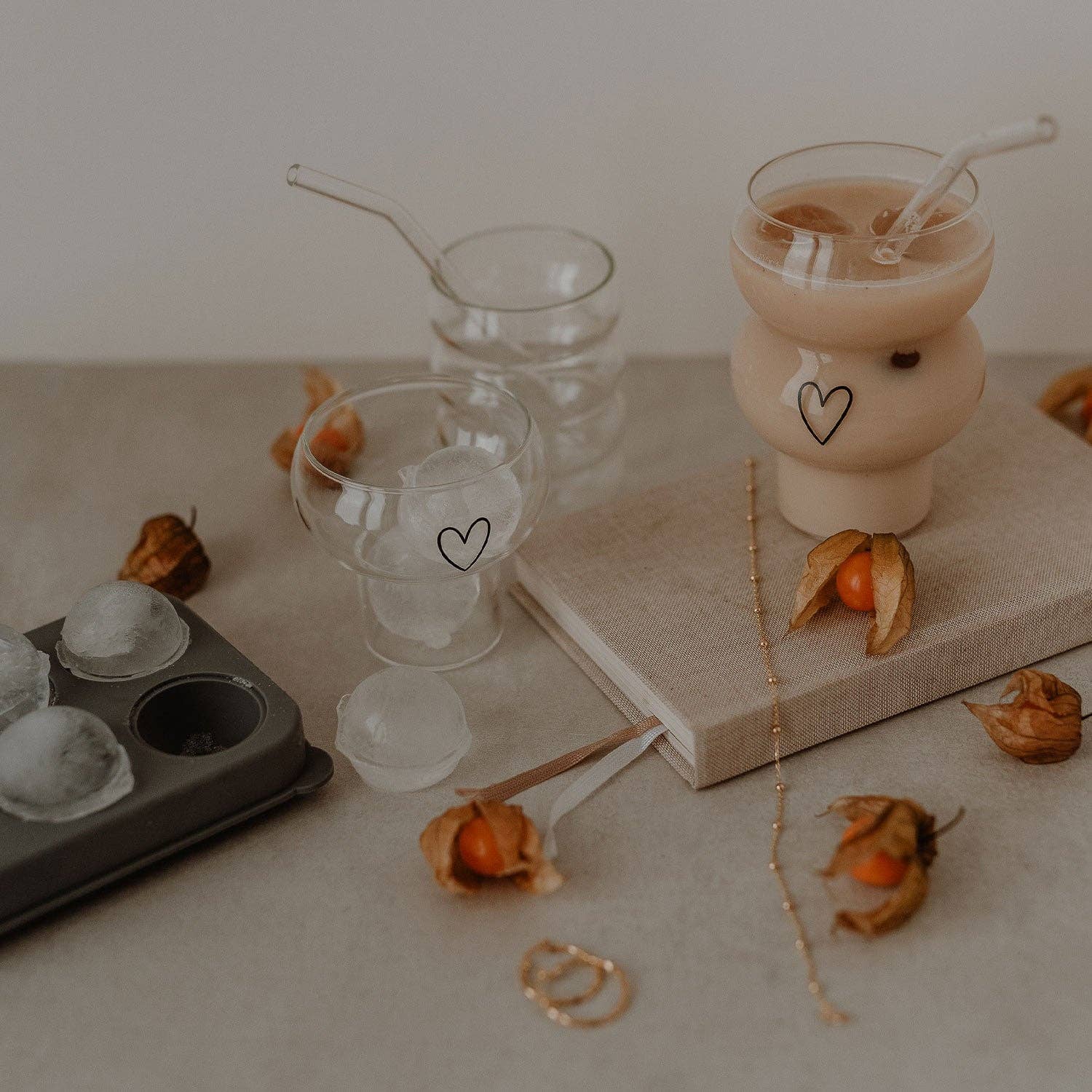 Eulenschnitt - Wholesale Drinking Glass/Cup - Double bubble glass heart (VE = 6 pcs)17