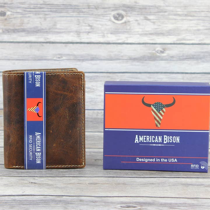 Leather Impressions Inc - Wholesale Wallet - Men's - RFID Hunter leather men's euro hipster wallet style #8015