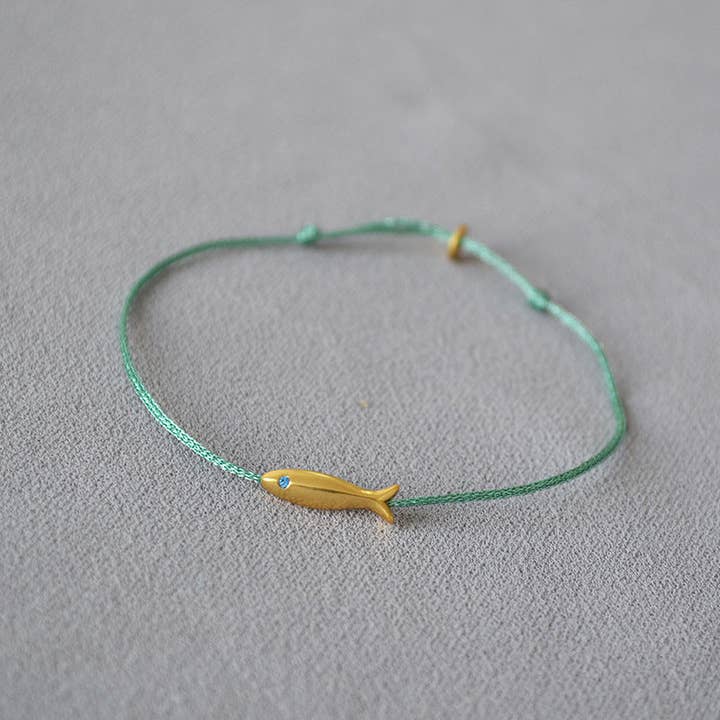 Revelari - Wholesale Charm/Dangle Bracelet - Fish Charm Adjustable String Bracelet