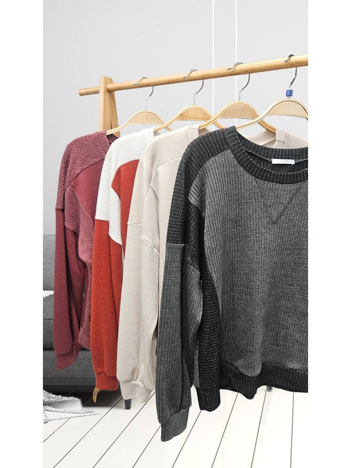 P.S Kate - Wholesale Sweatshirt - Women's - Long sleeve Pullover 72607