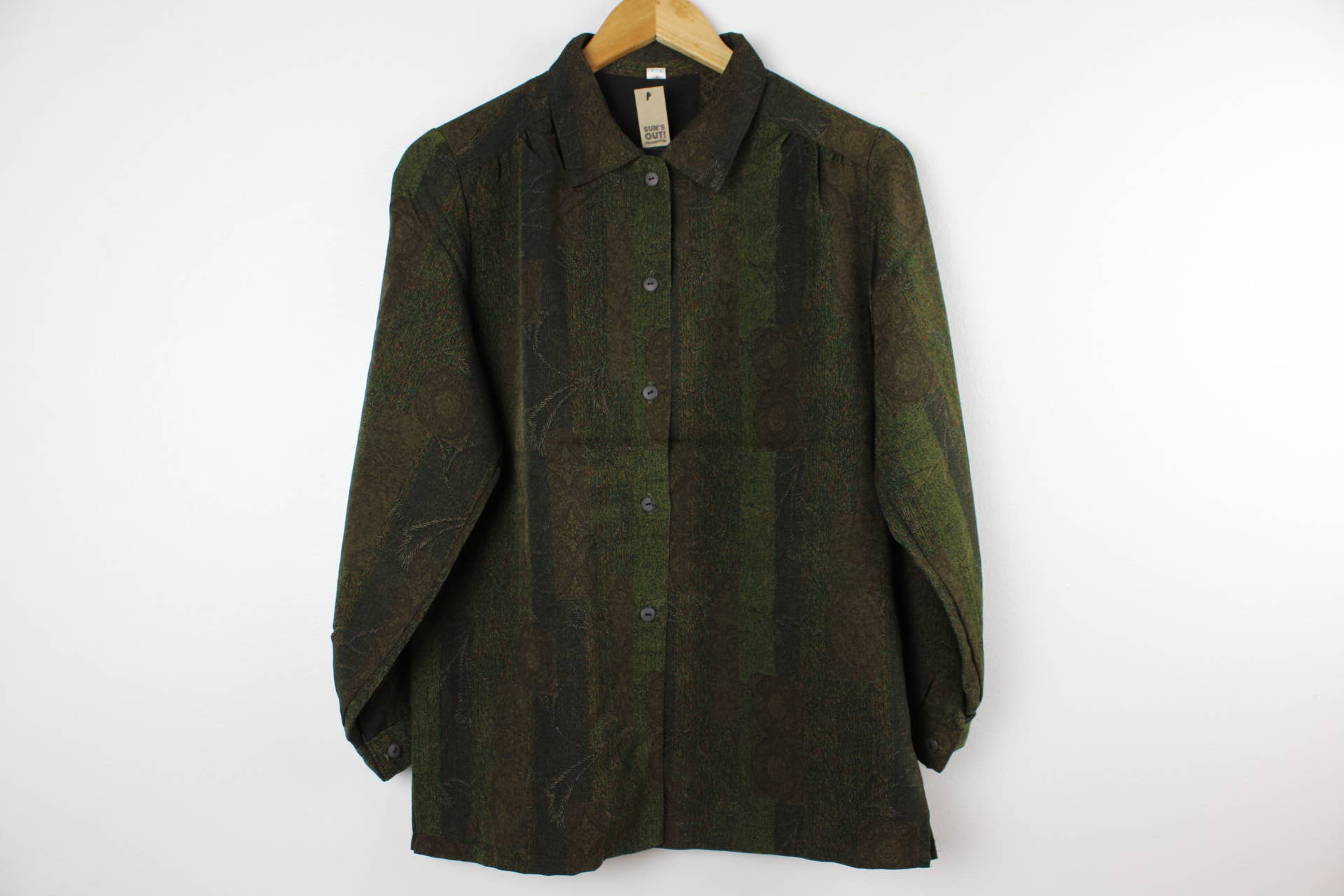 Sun's Out! - Vendita all'ingrosso Camicetta - Donna - Blusa a maniche lunghe con bottoni di seconda mano - Originale23