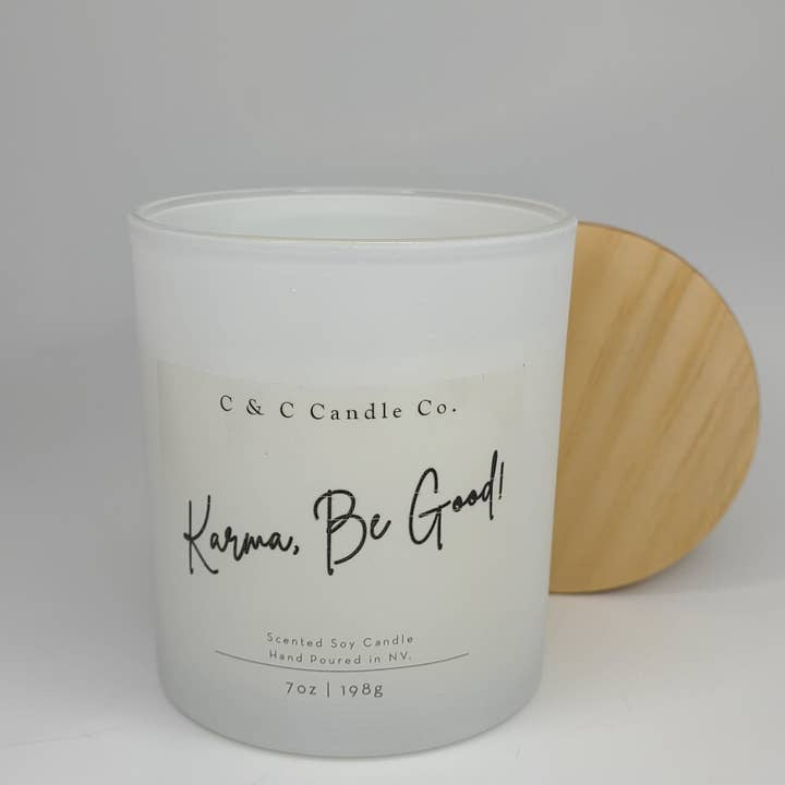Karma, wees goed! Geurende soja kaars voor wholesale door C & C Candle Co