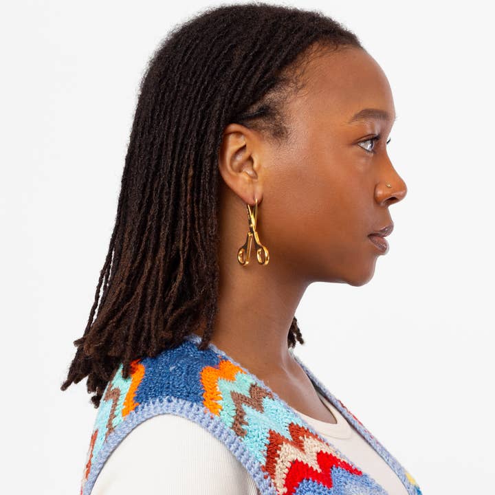 Coco Clem - Wholesale Hoop Earrings - Scissor Earrings in Gold4