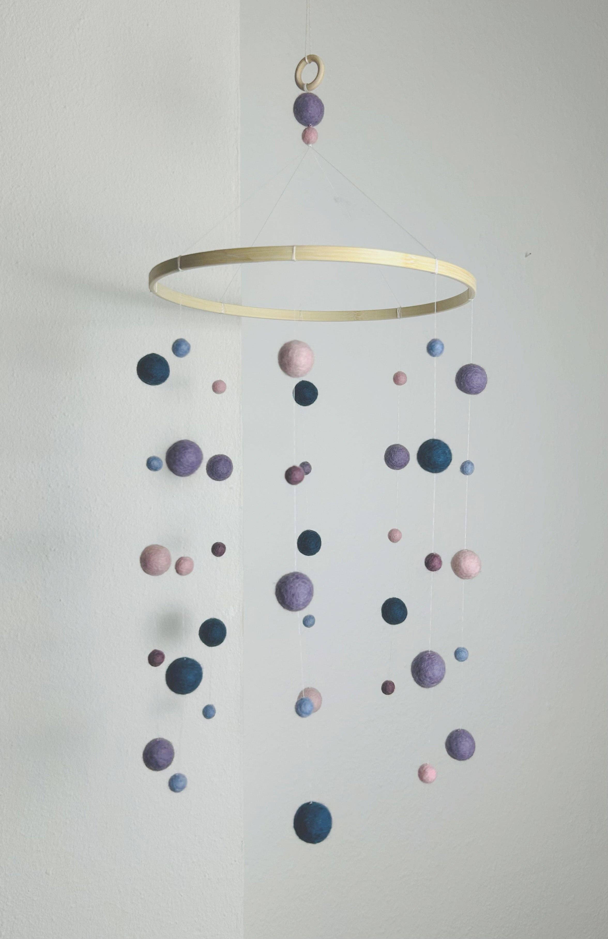 SANS.design - Wholesale Baby Mobile - Baby mobile made of felt balls1