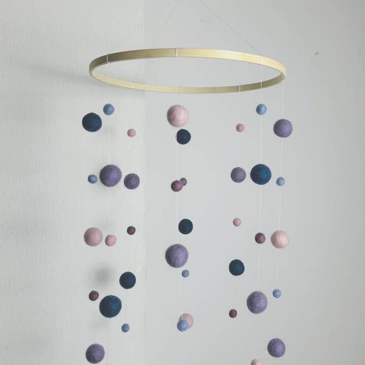 SANS.design - Wholesale Baby Mobile - Baby mobile made of felt balls1