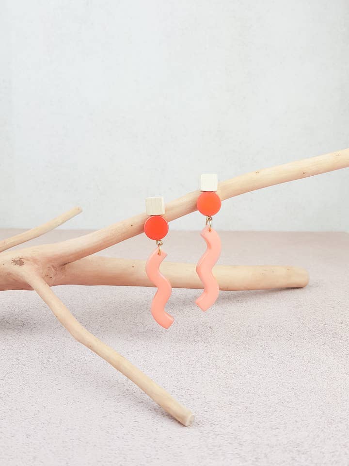 Dahlia for wholesale by MOY-STUDIO