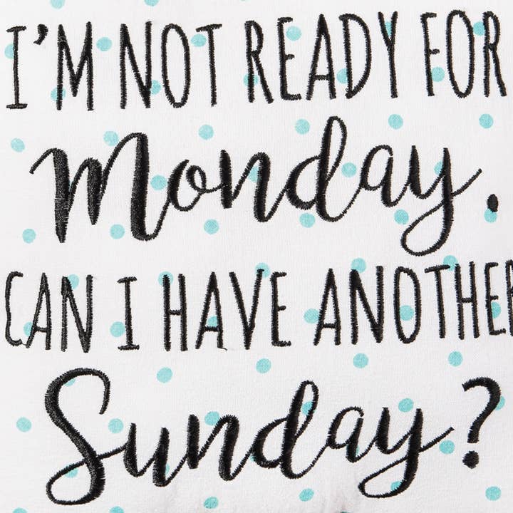 C&F Home - Vente Coussin décoratif - Coussin brodé 10 x 10 pour le lundi et le dimanche2