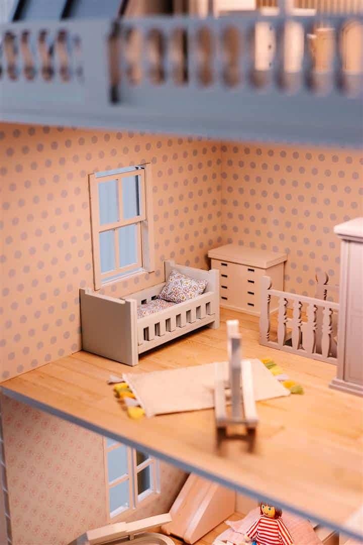 LITTLE FOREST ANIMALS – Großhandel Puppenzubehörset – Kinder – Das Puppenhaus im Haus von New York16