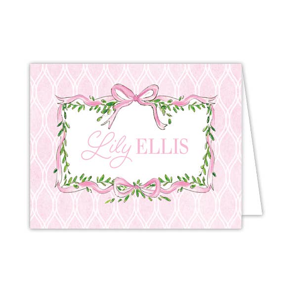 Ruban rose peint à la main avec note pliée à la crête de verdure pour la vente par RosanneBeck Collections