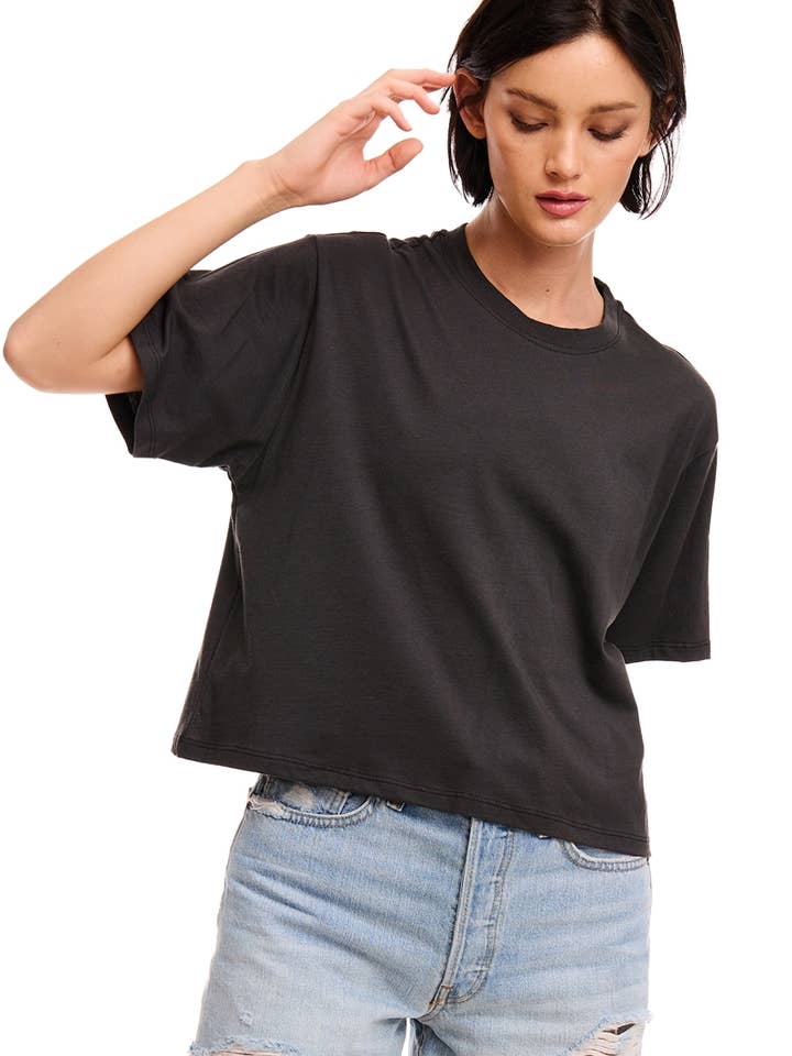 S/S RELAXED FAUX CROP TEE for wholesale by Foryeri