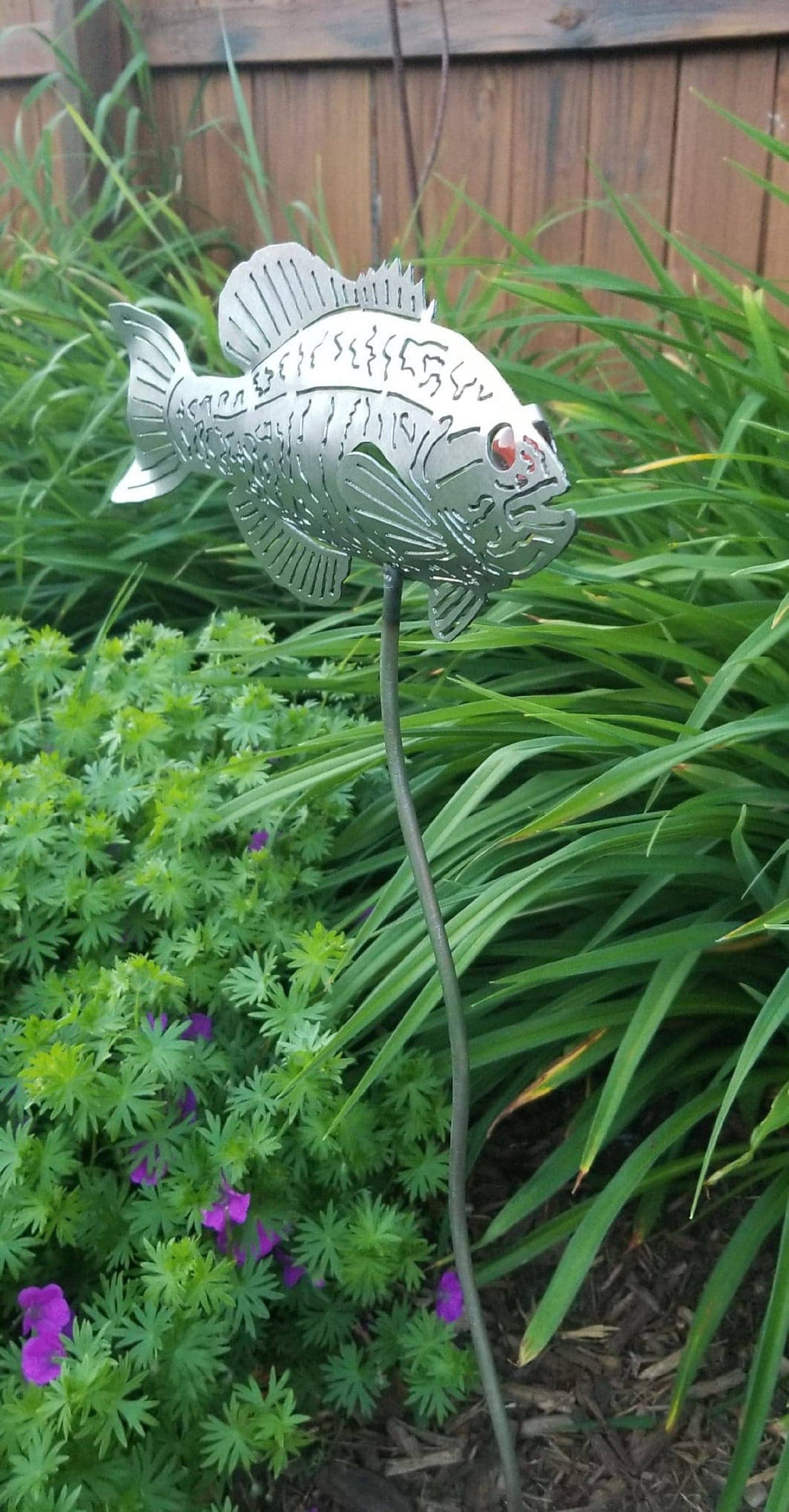 Designs by Dieter, LLC - Wholesale Garden/Lawn Stake - Smallmouth Bass Metal Garden Stake Right1