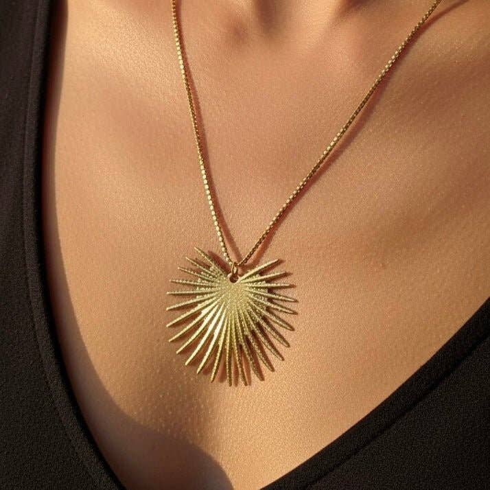 SACRED BLOOM - Colar coração sagrado em aço banhado a ouro 18 quilates por atacado de OE!