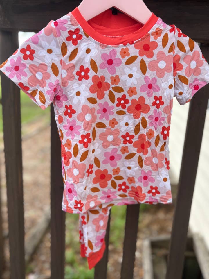 Mommy & Wren - Wholesale Sleepwear Set - Kids - Coral Flower Set