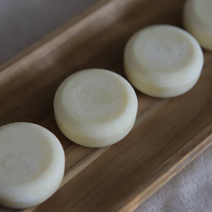 Oat & Thistle - Wholesale Solid lotion - Nude Mini Lotion Bar | Argyll, Scotland | Sustainable3