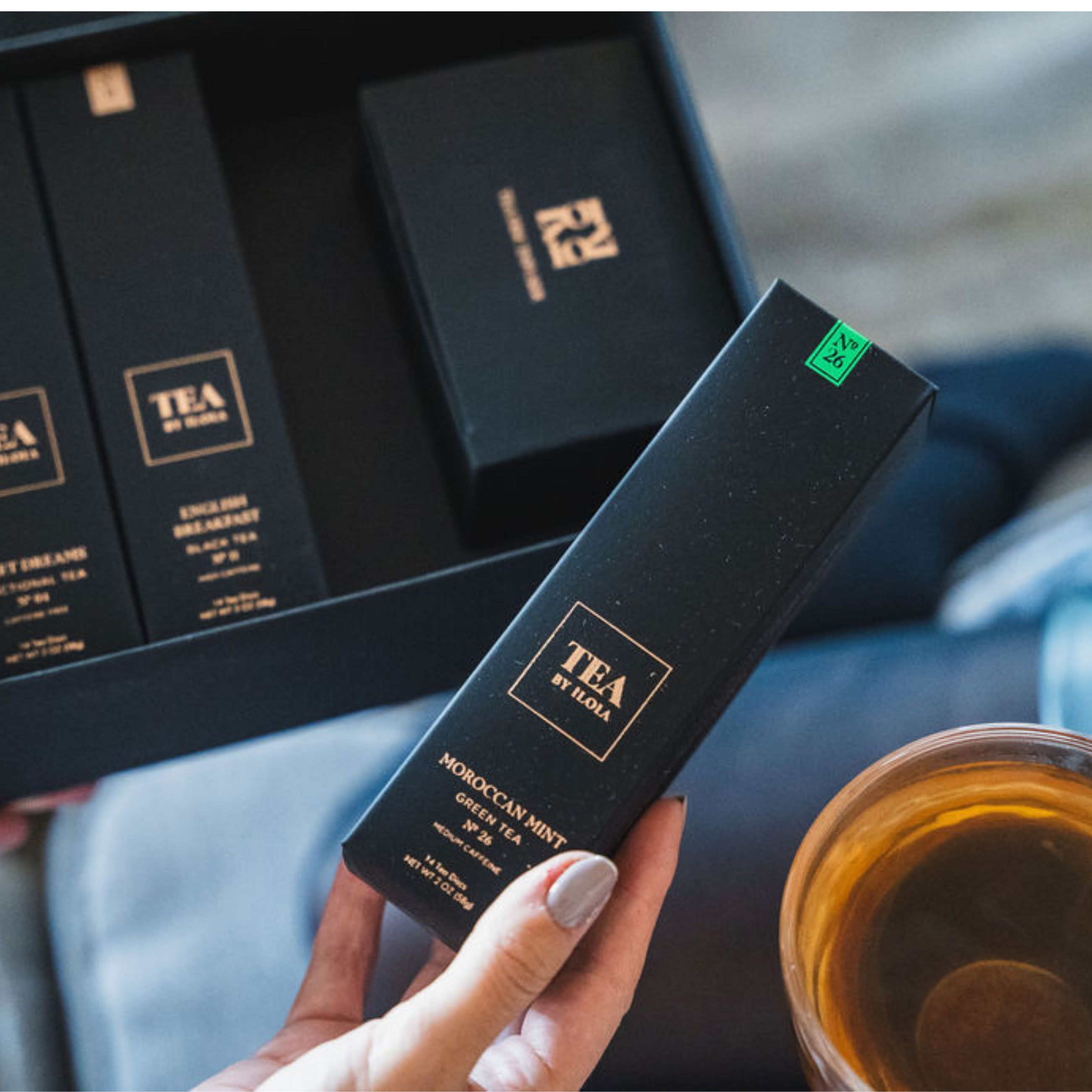 iLOLA Tea - Venta al por mayor Tés saludables/desintoxicantes - Set Esencial de Discos de Té Deluxe – Caja de Regalo de 4 Paquetes de Hojas Sueltas3