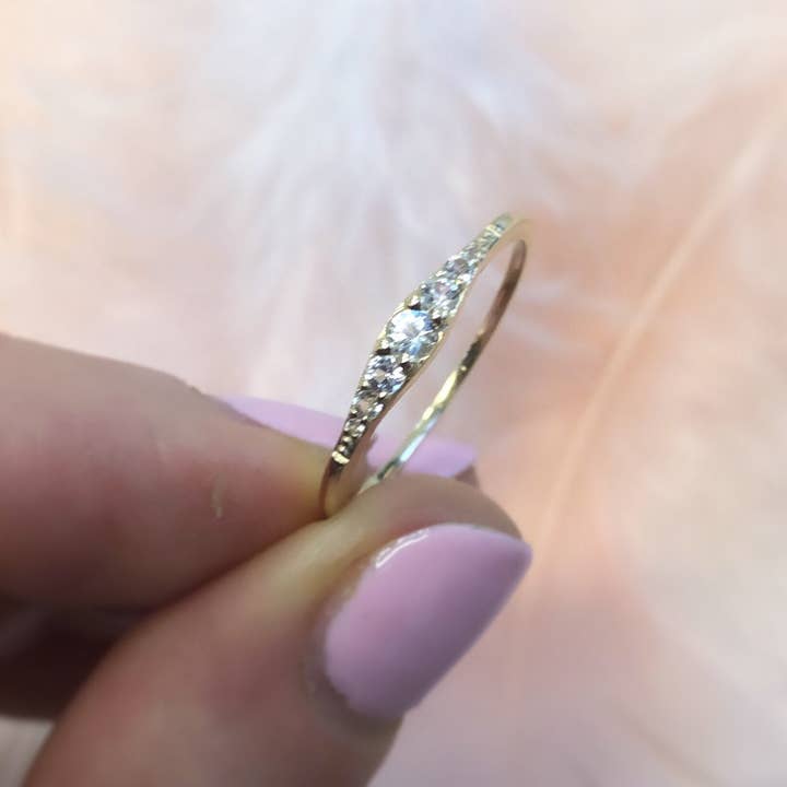 La Kaiser - Wholesale Multi-Stone Ring - Solid Gold White Sapphire Ella Vie Ring2