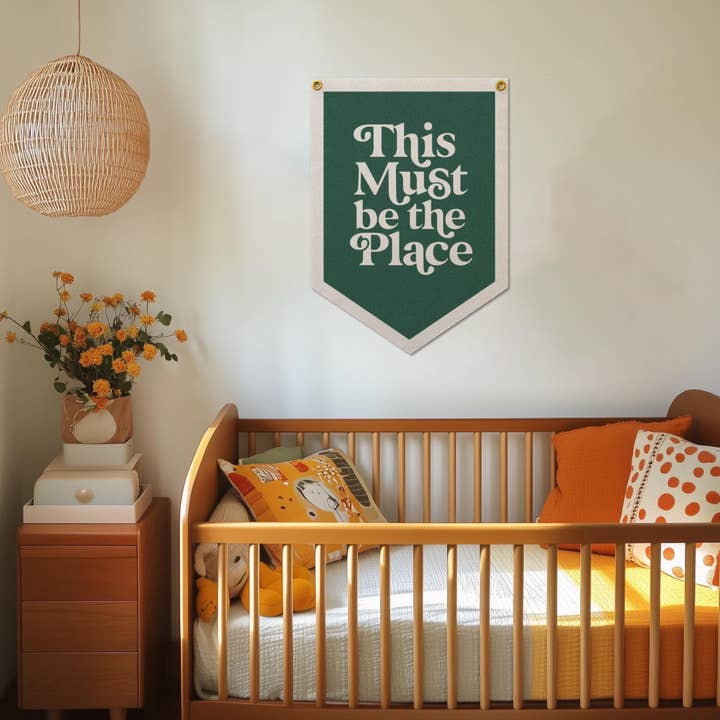 Dit moet de plek zijn waar Felt CampFlag voor wholesale door Benoit's Design Co.