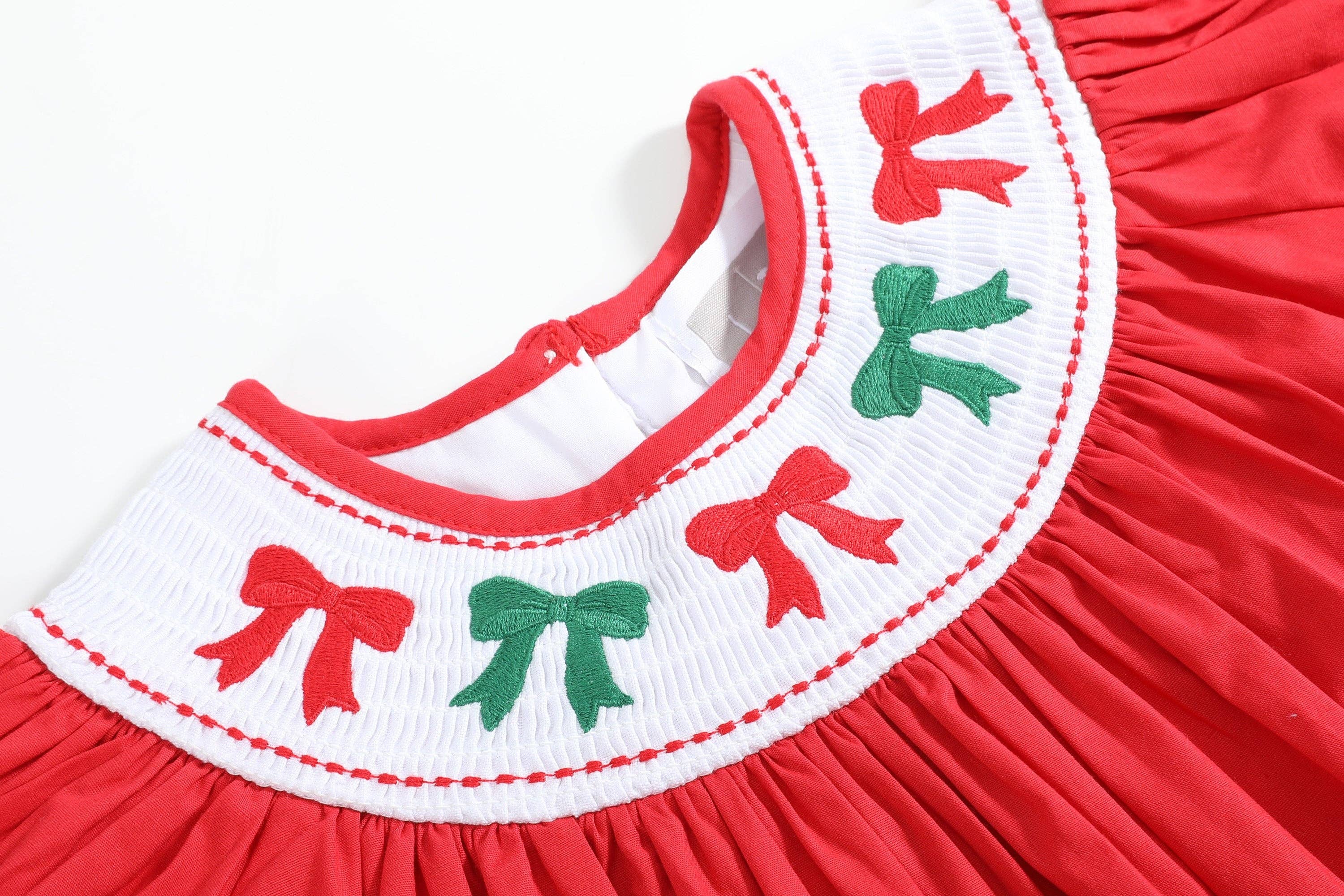 Lil Cactus – Großhandel Kleid – Kinder – Rotes Weihnachts-Schleifen-Smockkleid im Bischofsstil2