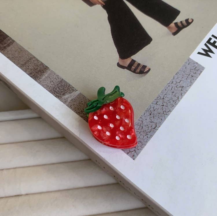 Assorted Adorable Mini Fruit Hair Claws (DEKARI) for wholesale on Faire4