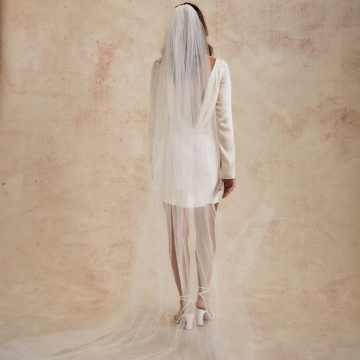 Dove Grey Accessories - Wholesale Veil - Women's - Scarlett Two-Tier Veil1