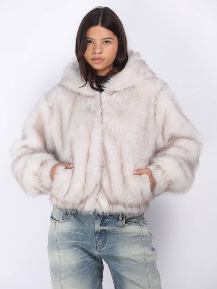 Bomber à capuche zippé en fausse fourrure pour la vente par 26 International