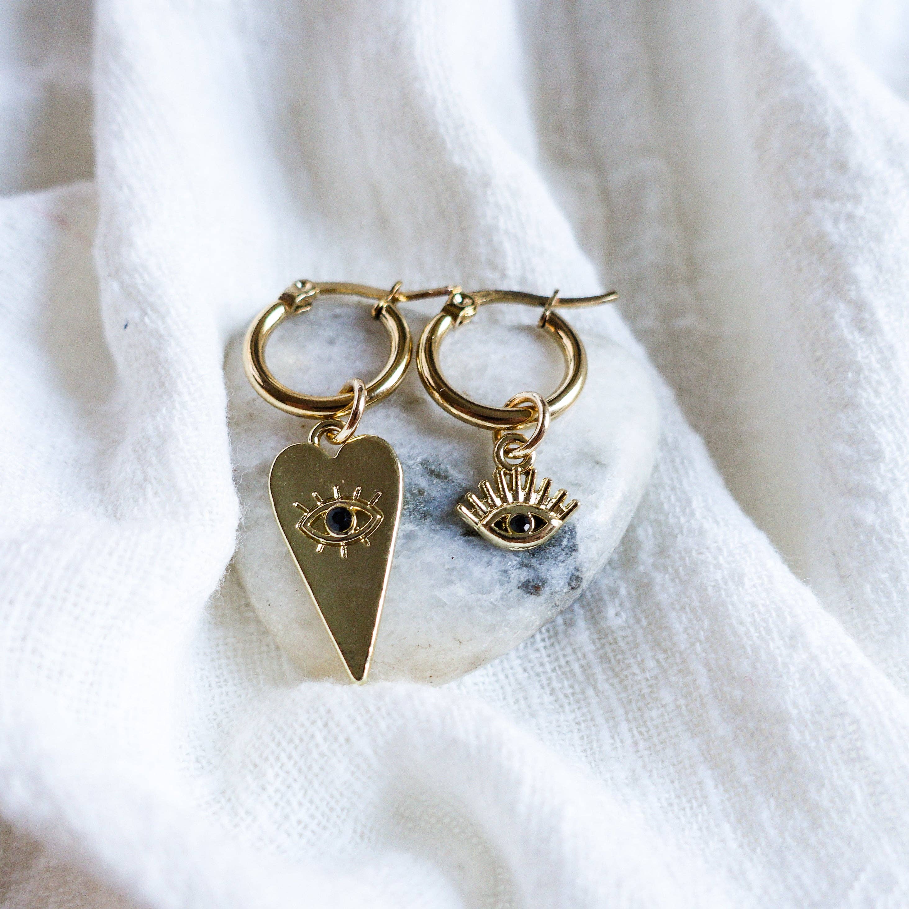 Daemon srls - Wholesale Dangle Earrings - Ygritte ~ ACCIAIO INOSSIDABILE~Orecchini a cerchio cuore e occhio1