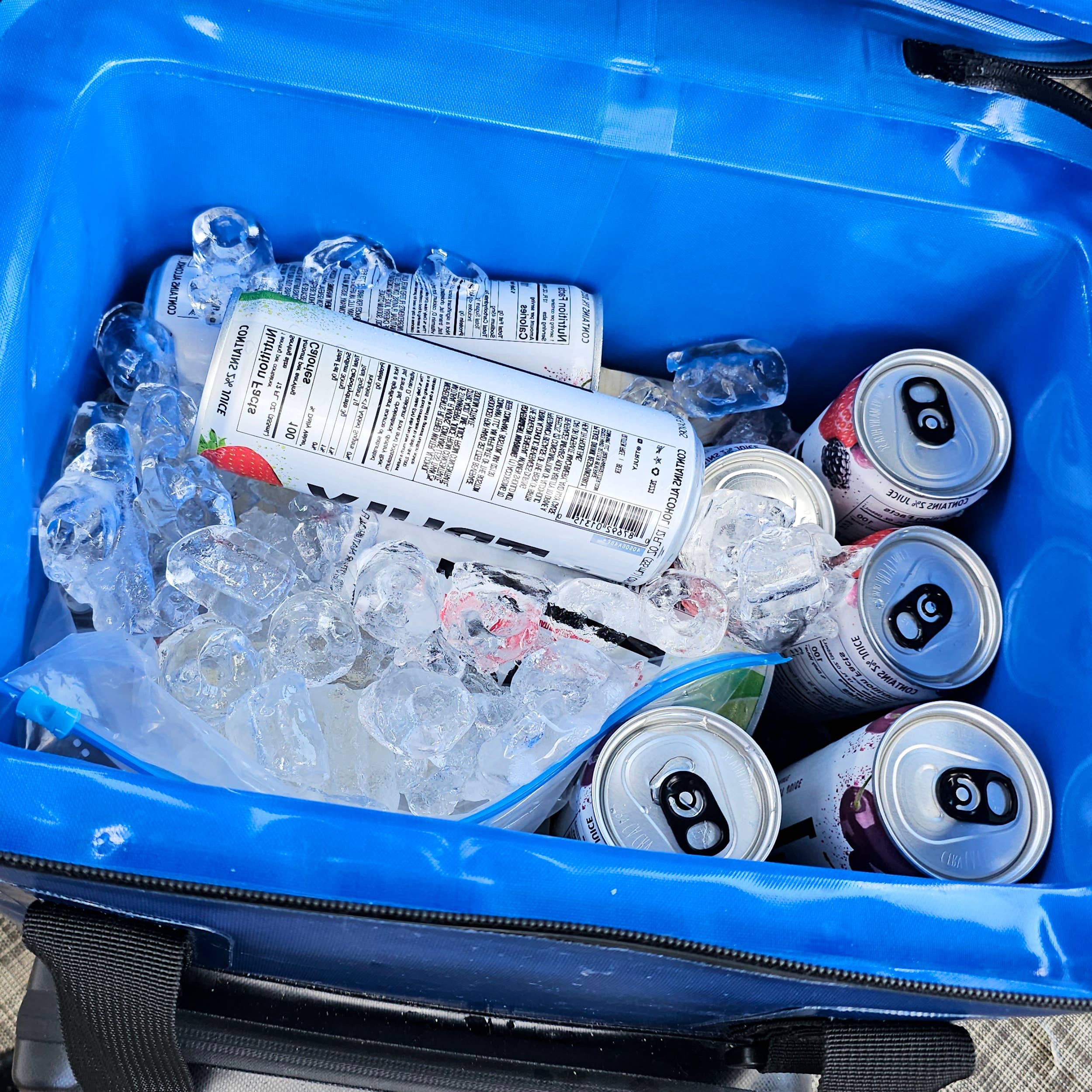 Buckland Adventure Gear – wholesale Cooler/cooler bag – REMEDY 36 Backpack Cooler4