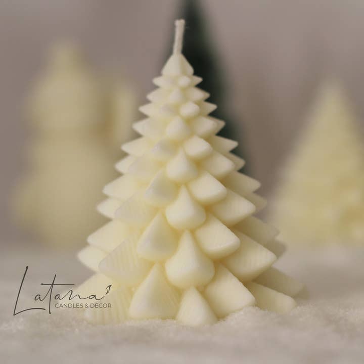 Christmas Tree Candle for wholesale by Latana Candles