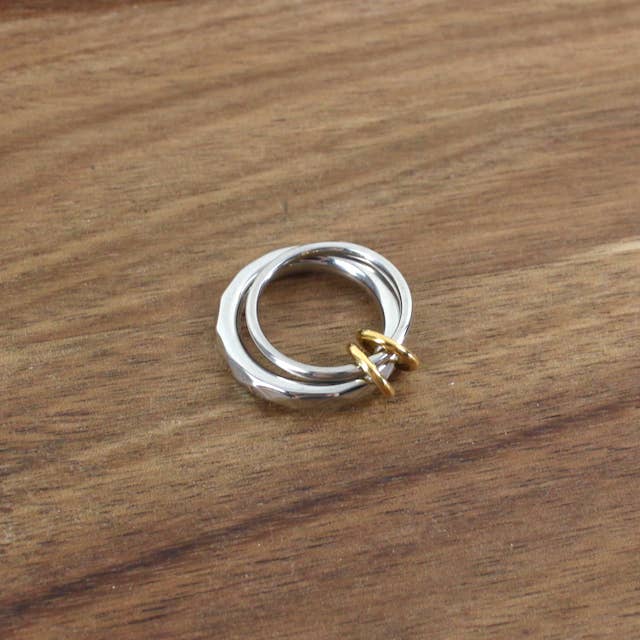 R25038 Doppio Anello Bicolore per la vendita all'ingrosso da parte di Pretty Persuasions