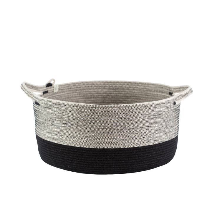 Panier à poignée - Réglisse pour la vente par Mia Mélange