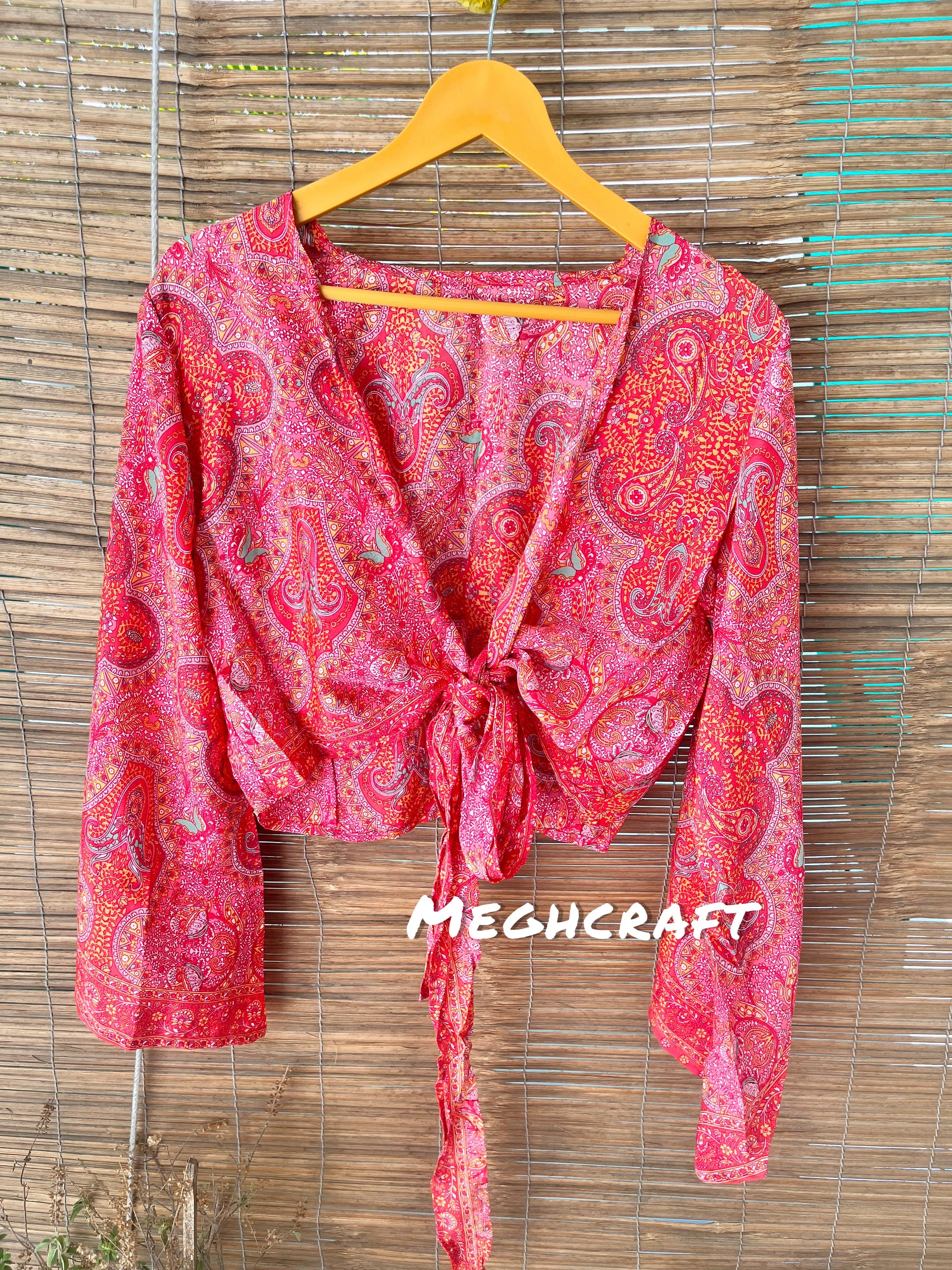 Meghcraft – Engroshandel Bluse - Dame – Silketop med klokkeærmer og bindebånd26