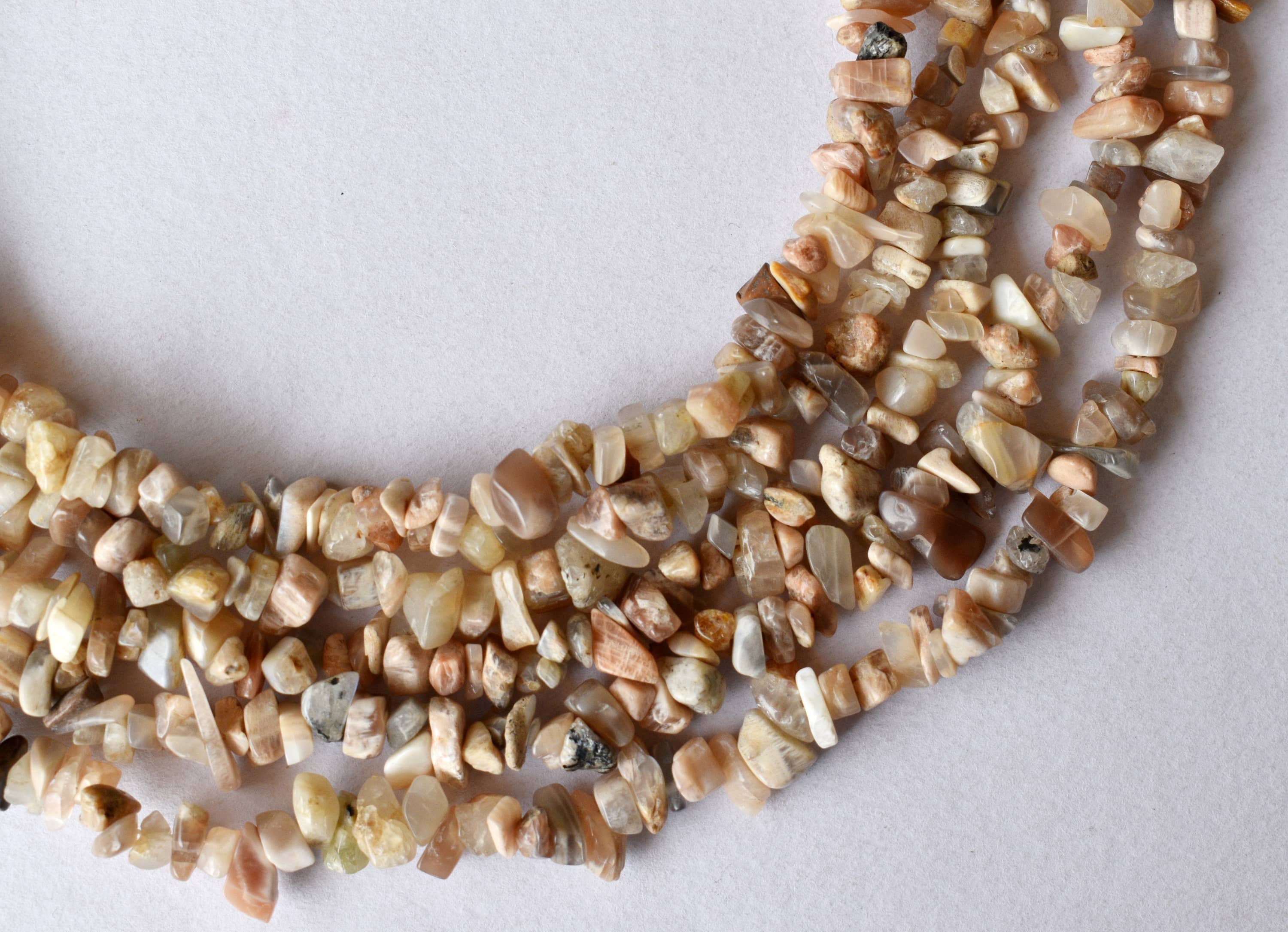 Soothing Crystals – wholesale Beaded/pearl necklace – Moonstone Chip Beads Necklace, Crystal Uncut Beads1