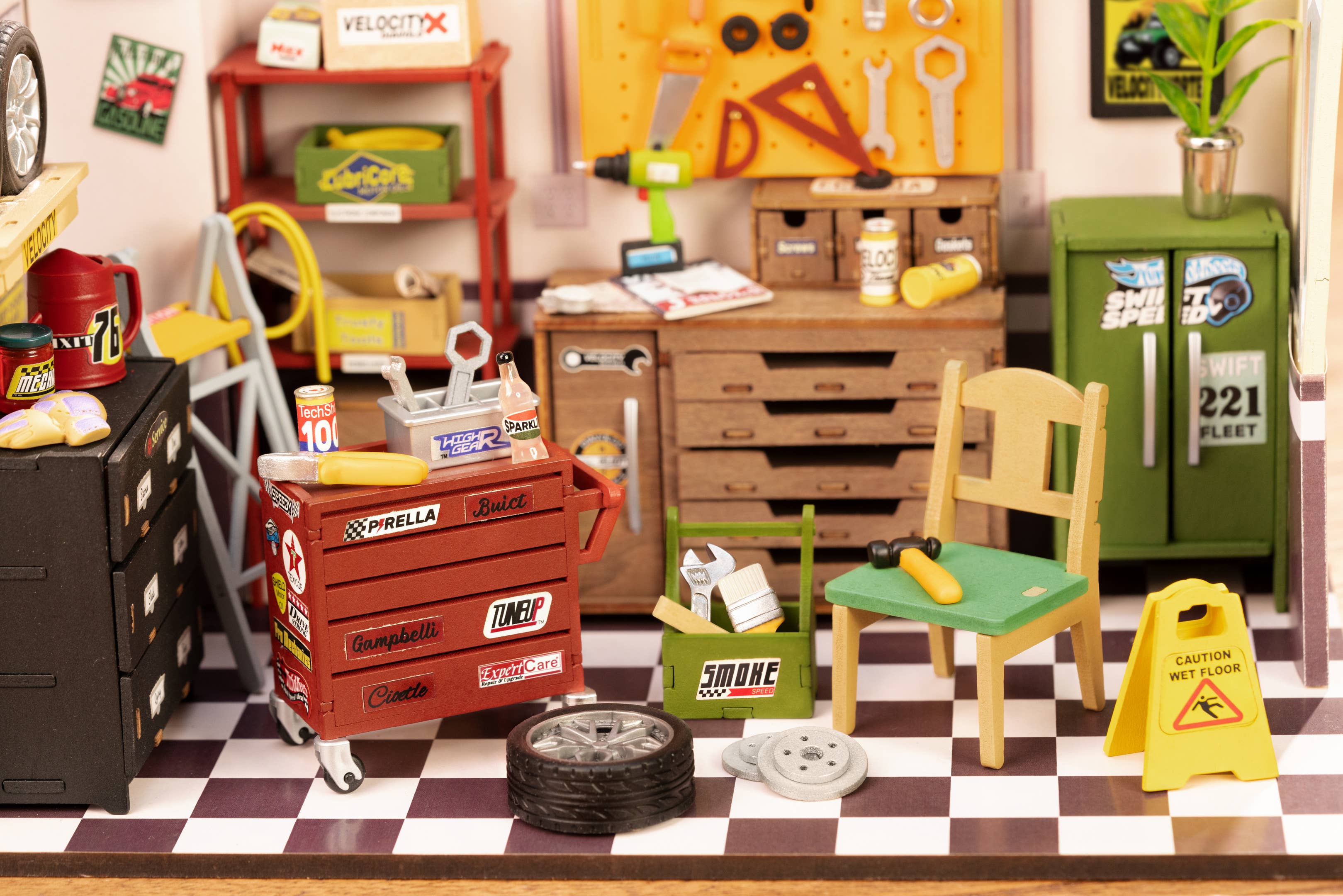 Hands Craft - Wholesale DIY Craft Kit - DIY Miniature House Kit: Garage Workshop14