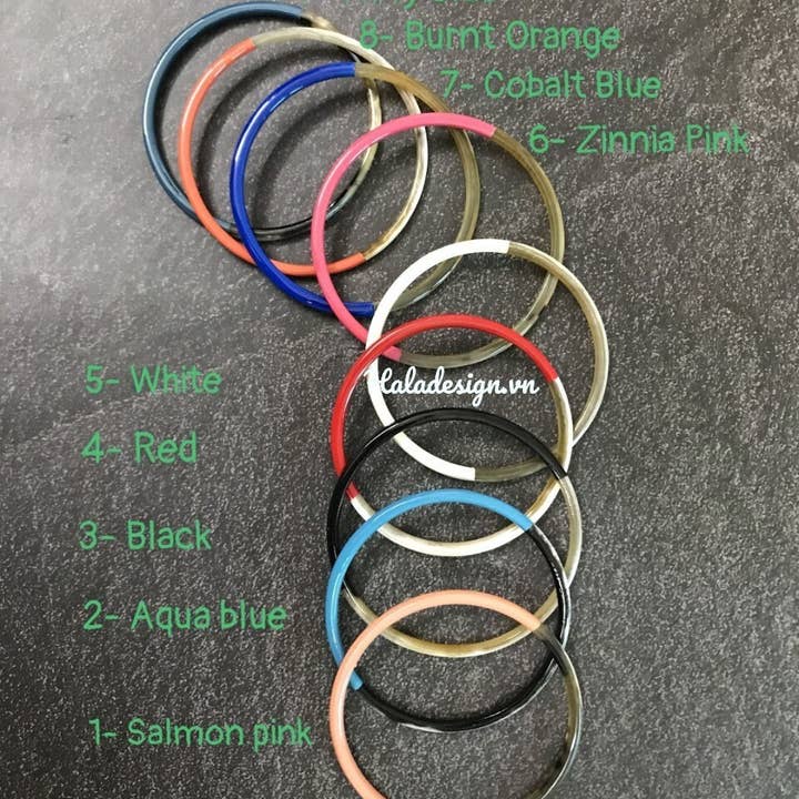 Hala Design - Wholesale Bangle Bracelet - 1 Piece Natural Buffalo Horn Lacquered Bangle