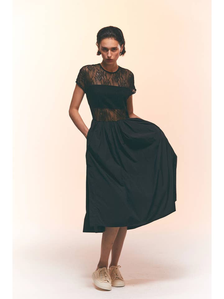 SUNDAY LIFE - Wholesale Jurk - Dames - Isabella-jurk met fijn Japans kant en elastische taille2