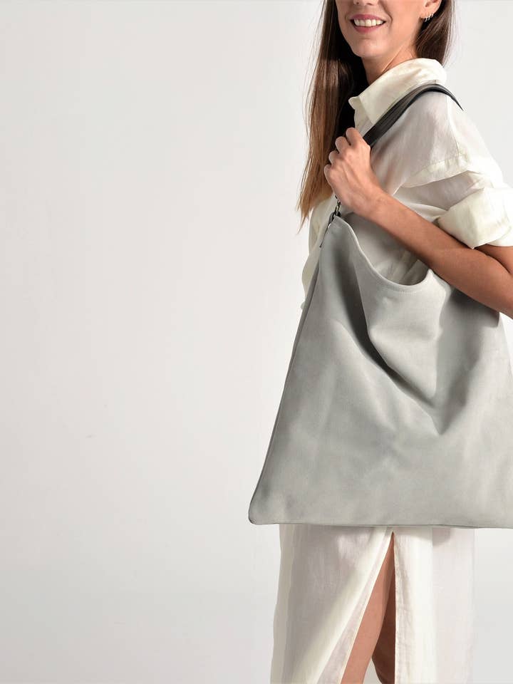 Akathi Soft Bag Inlight Gray for wholesale by ANA KOUTSI