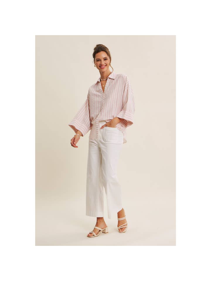 in february – Engroshandel Skjorte med buttondown – til kvinder – PERFEKT STRIBET SKJORTE MED KNAPPER OG BREDE ÆRMER TIL OVERGANGSPERIODEN6