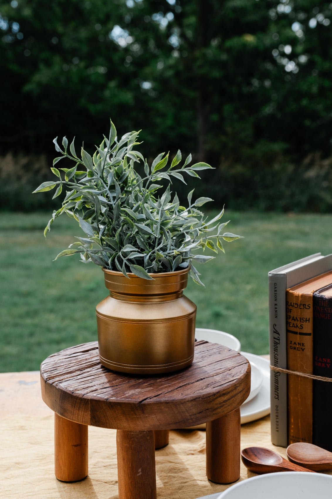 Made Market Co. - Vendita all'ingrosso Vasi - Porta piante a vaso oblunga in ottone Brass Lota2