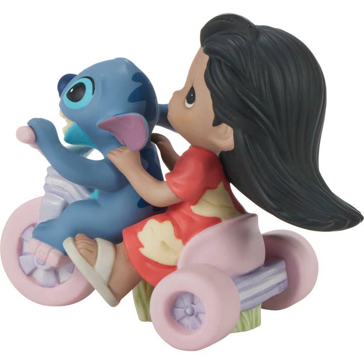 Precious Moments - Wholesale Decorative Figurine - You’re My Favorite Disney Lilo & Stitch Figurine3