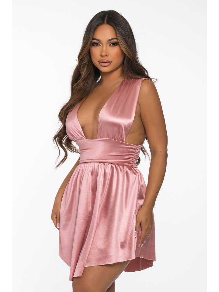 Uptown Apparel – wholesale Klänning - Dam – D13494 Miniklänning med veckad band
