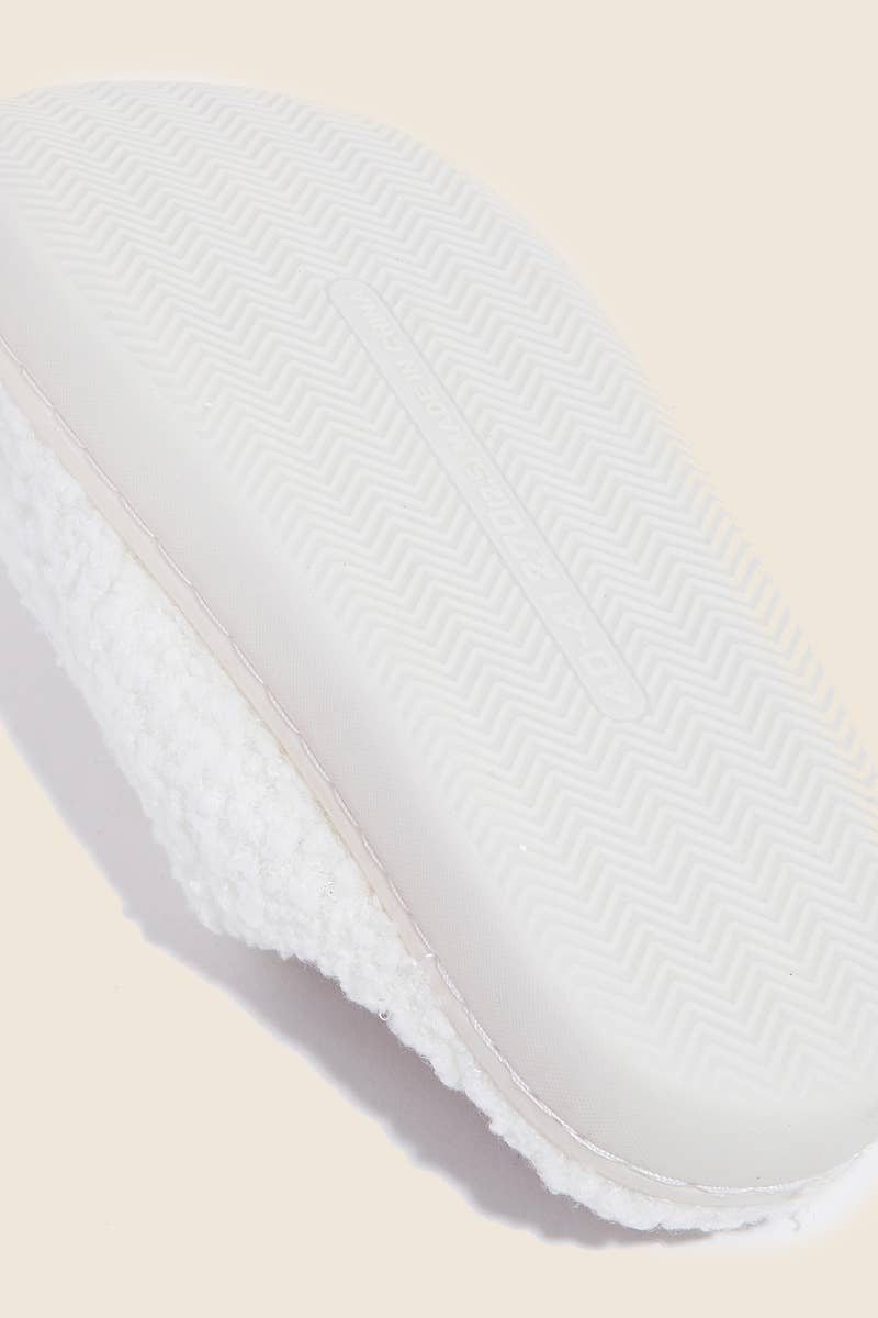 BWL Yin Yang Pattern Fuzzy Slippers for wholesale on Faire3