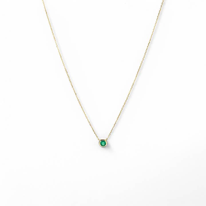 Collier Station Émeraude Baguette pour la vente par GEMPARA