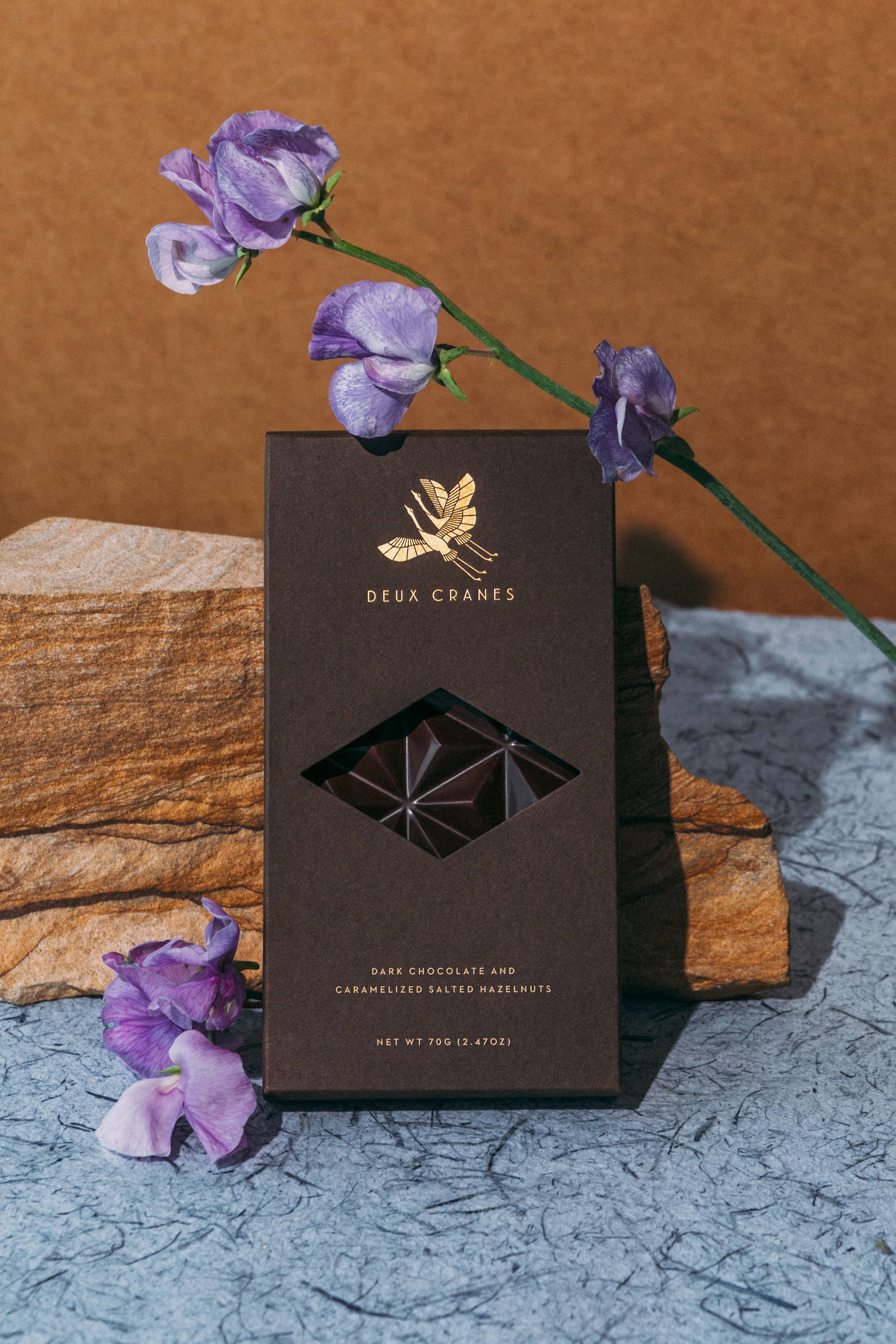 Deux Cranes - Wholesale Chocolate Bar - 70% Dark Chocolate with Caramelized Hazelnuts (Dairy Free)2