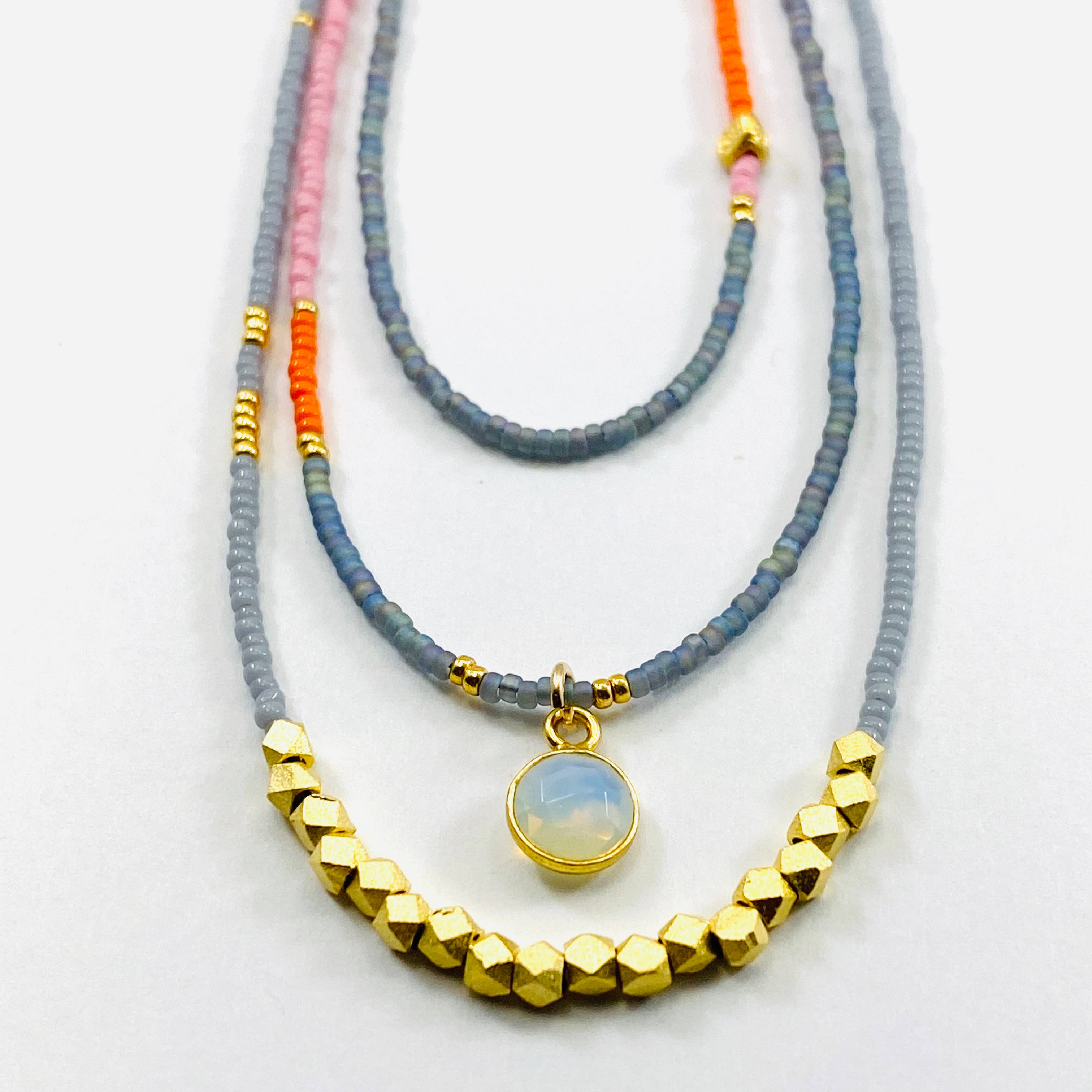 Sarah Crawford Handcrafted - Wholesale Jewelry Set - Grays Triple Beaded Necklace Set - Dotted Gold Nugget2