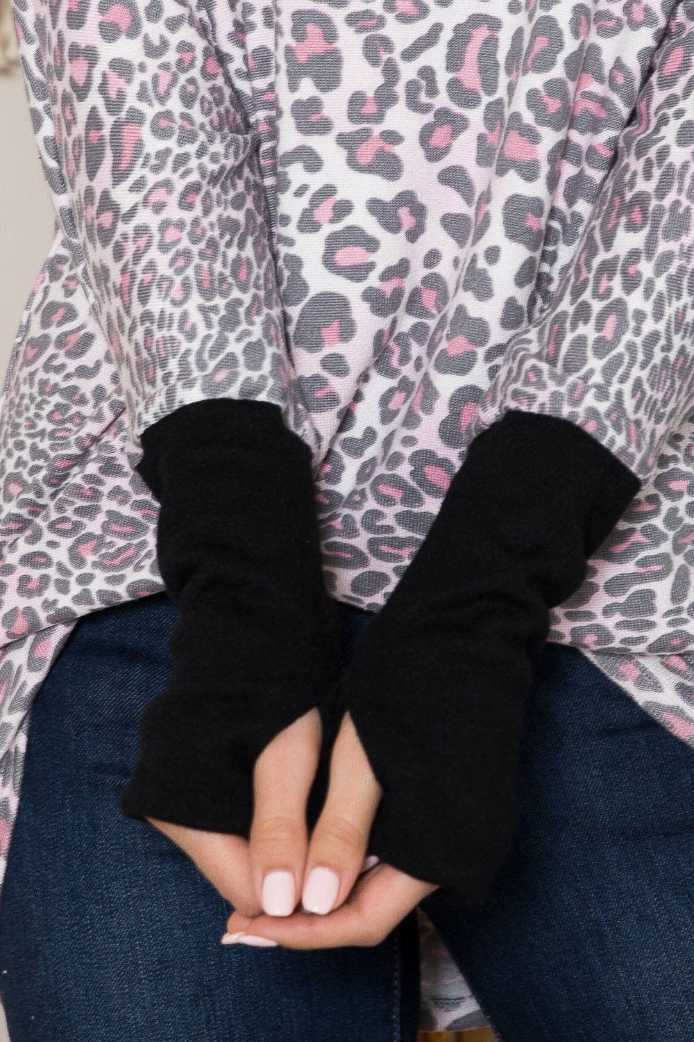 Orange Farm Clothing - Wholesale Tunic Sweater - Women's - Ultra Soft Oversized Thumbhole Sweater-2 Colors-Leopard7