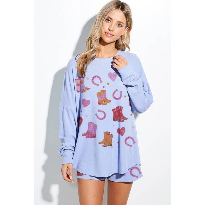 Phil Love – Conjunto de top e calça (roupa NÃO Casual) - Mulher por atacado – Conjunto de calções curtos de lounge com estampa de coração e botas de cowgirl11